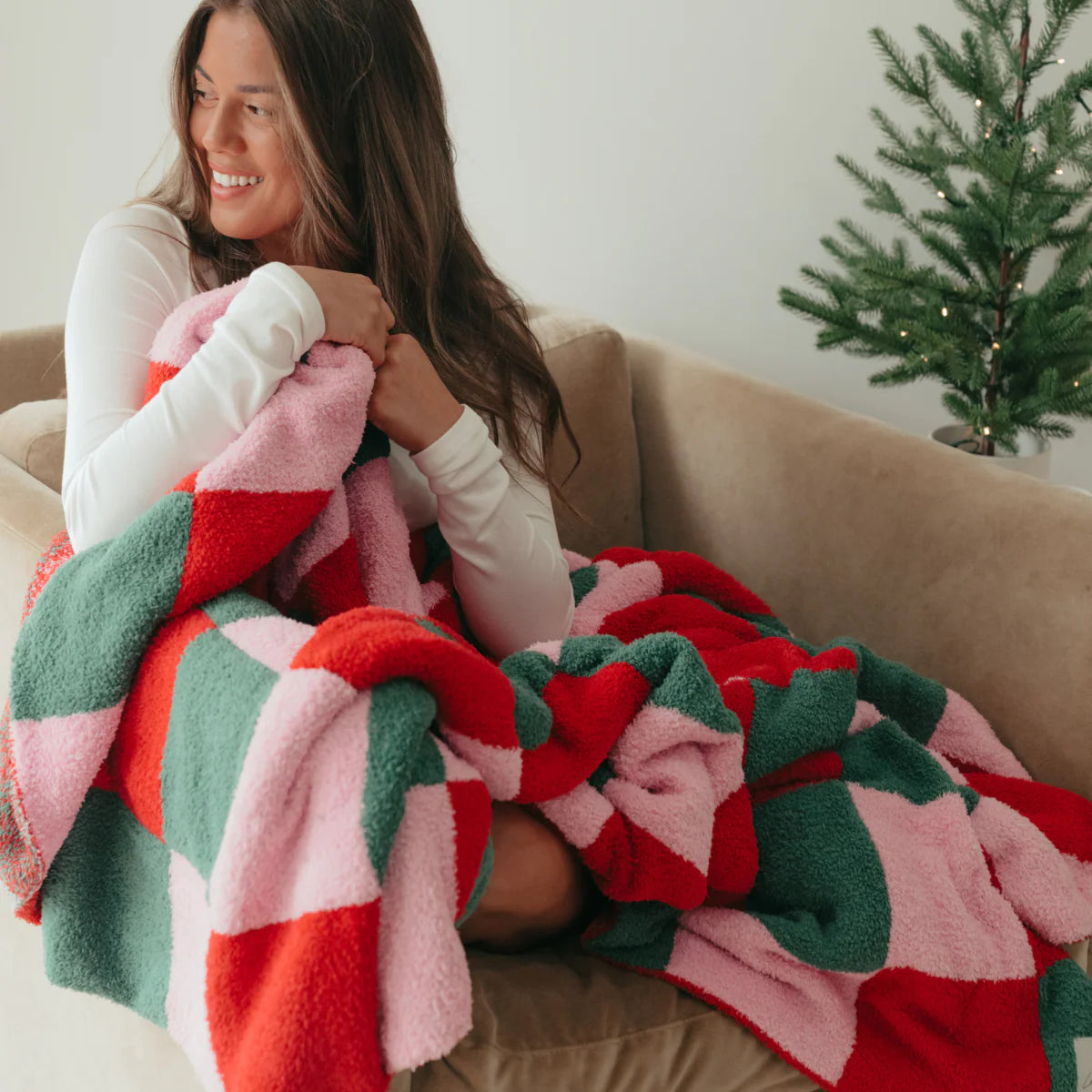 LOCAL BEACH MIX HOLIDAY CHECKERED LUXE HOME BLANKET