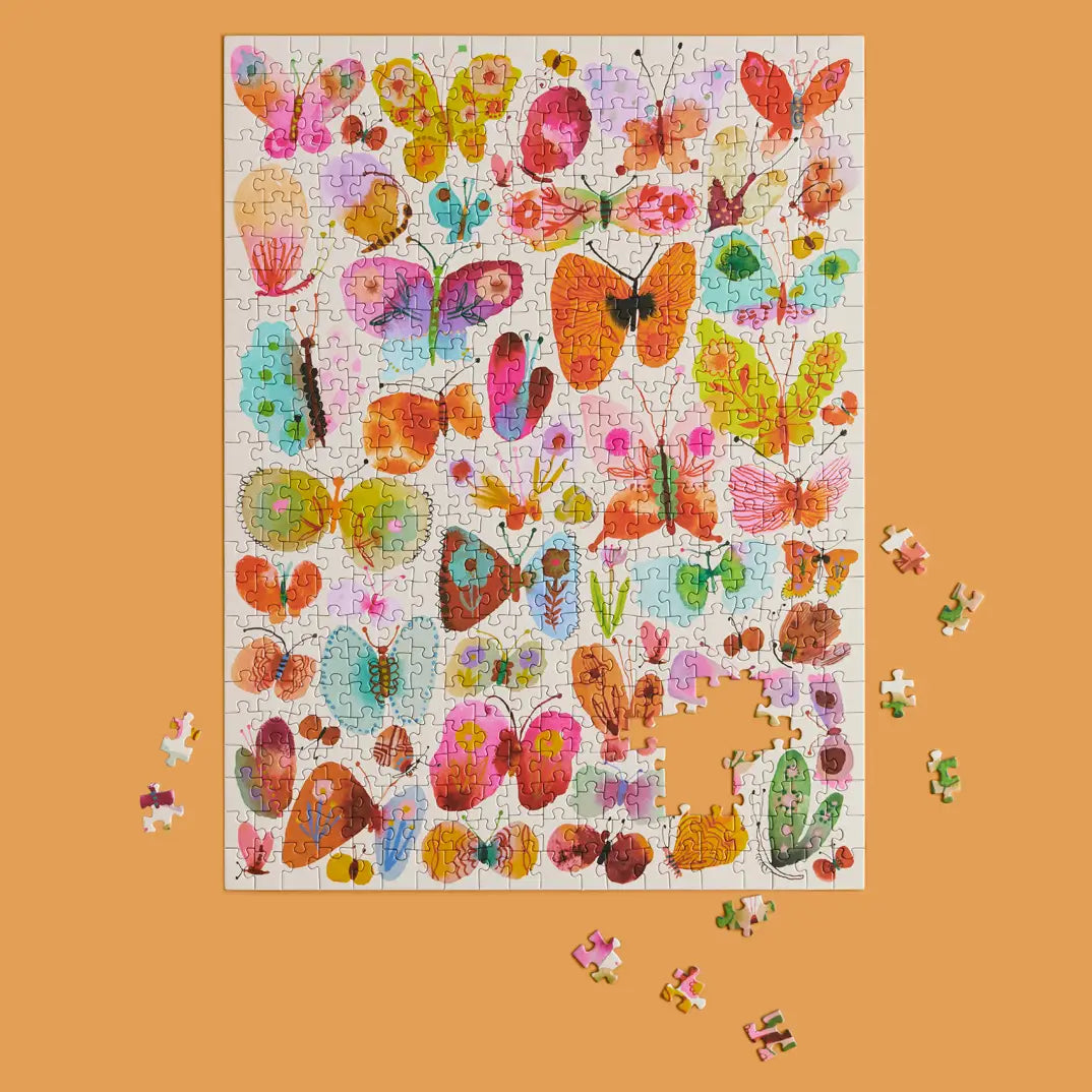 500 PIECE JIGSAW PUZZLE - BUTTERFLY