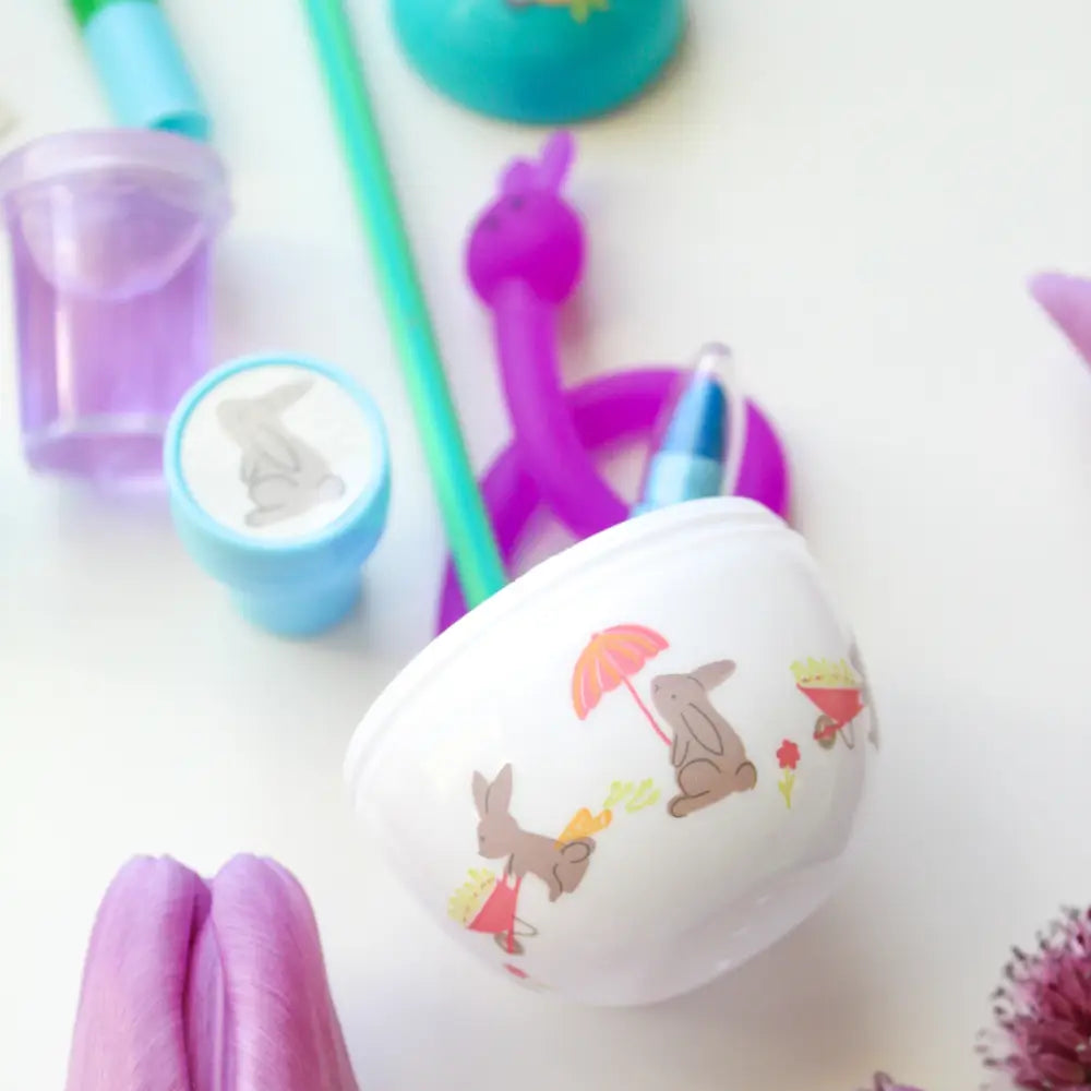 BUNNIES IN THE GARDEN FANCY PLASTIC EASTER EGGS