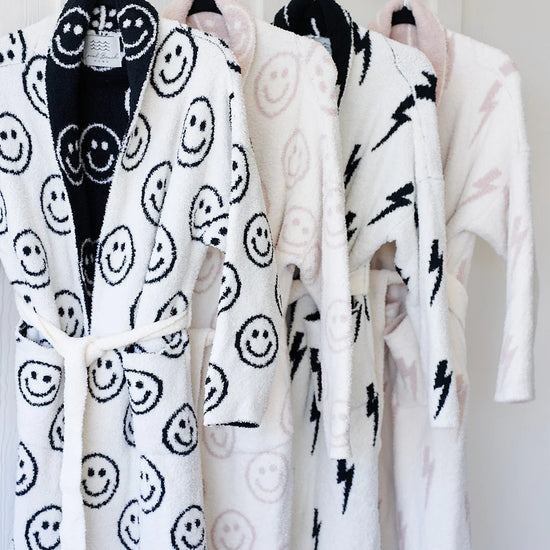 Load image into Gallery viewer, LUXE ROBE - SMILEY
