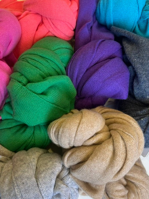 AUTUMN CASHMERE FEATHERWEIGHT WRAP
