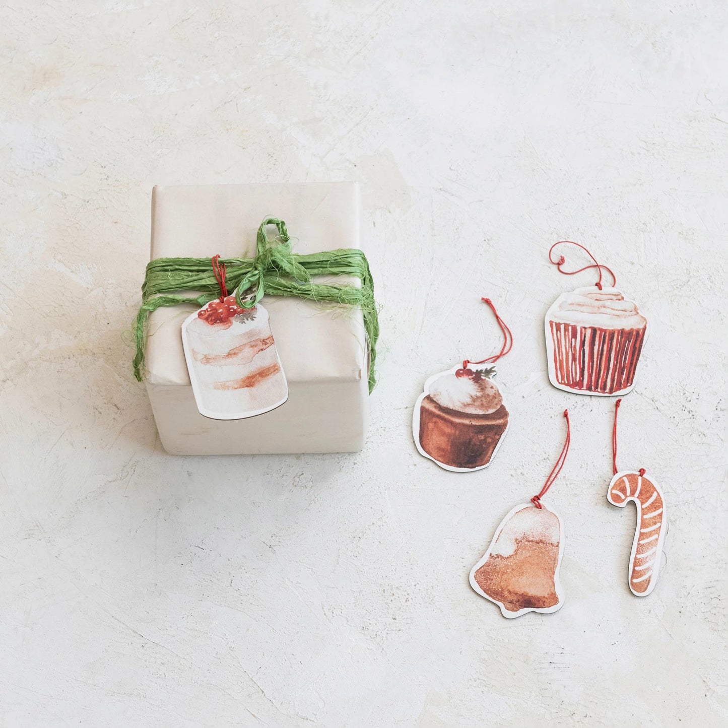 HOLIDAY TREAT GIFT TAGS