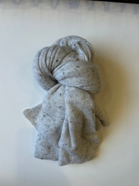 AUTUMN CASHMERE FEATHERWEIGHT WRAP