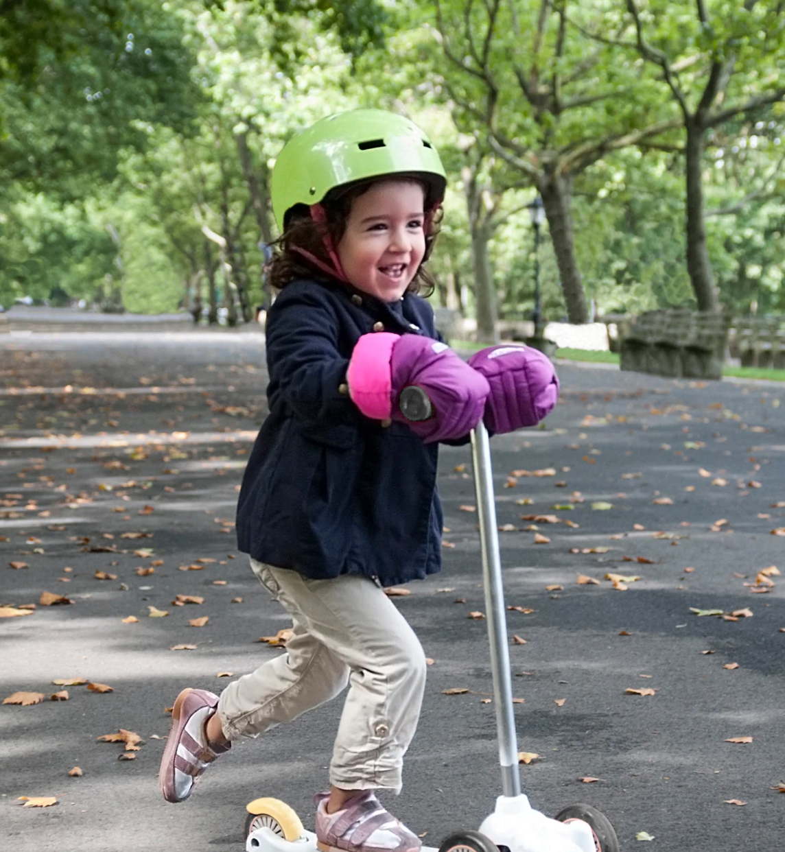 KIDS' SCOOTER WARMMUFFS - GRAPE/NEON PINK