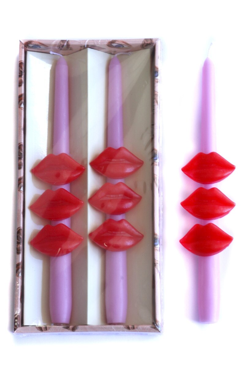 LES LE'VRES TAPER CANDLESTICK