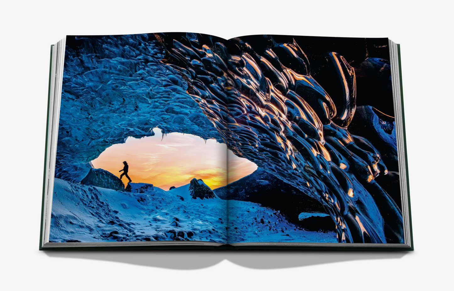 ICELAND EPIC - ASSOULINE CLASSICS COLLECTION