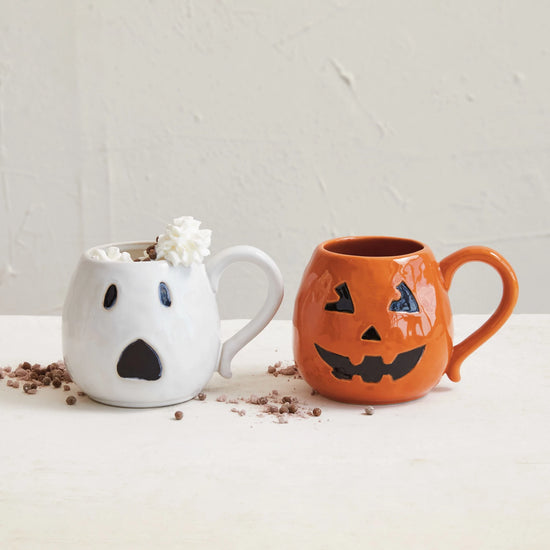 JACK-O-LANTERN SHAPED MUG