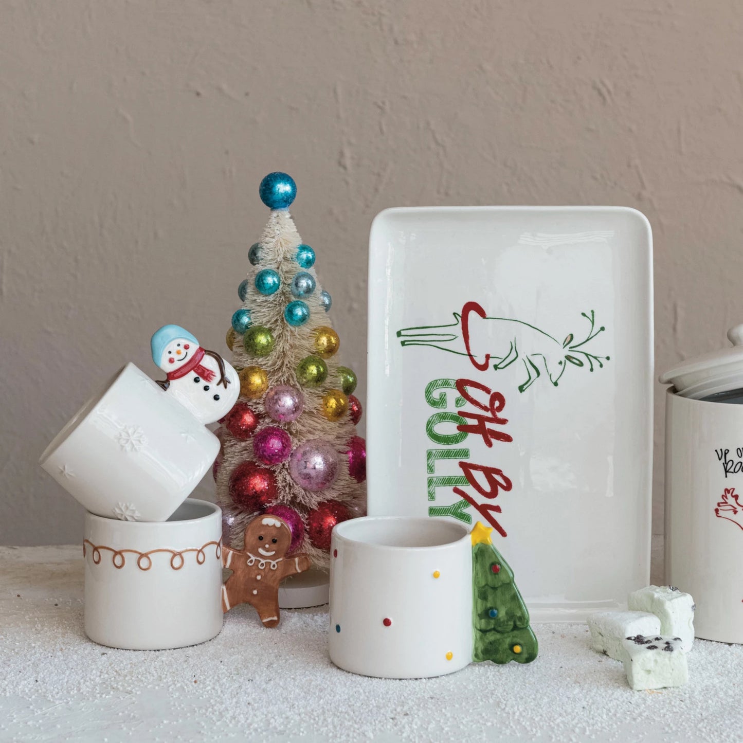 STONEWARE MUG W/HOLIDAY ICON SHAPED HANDLE