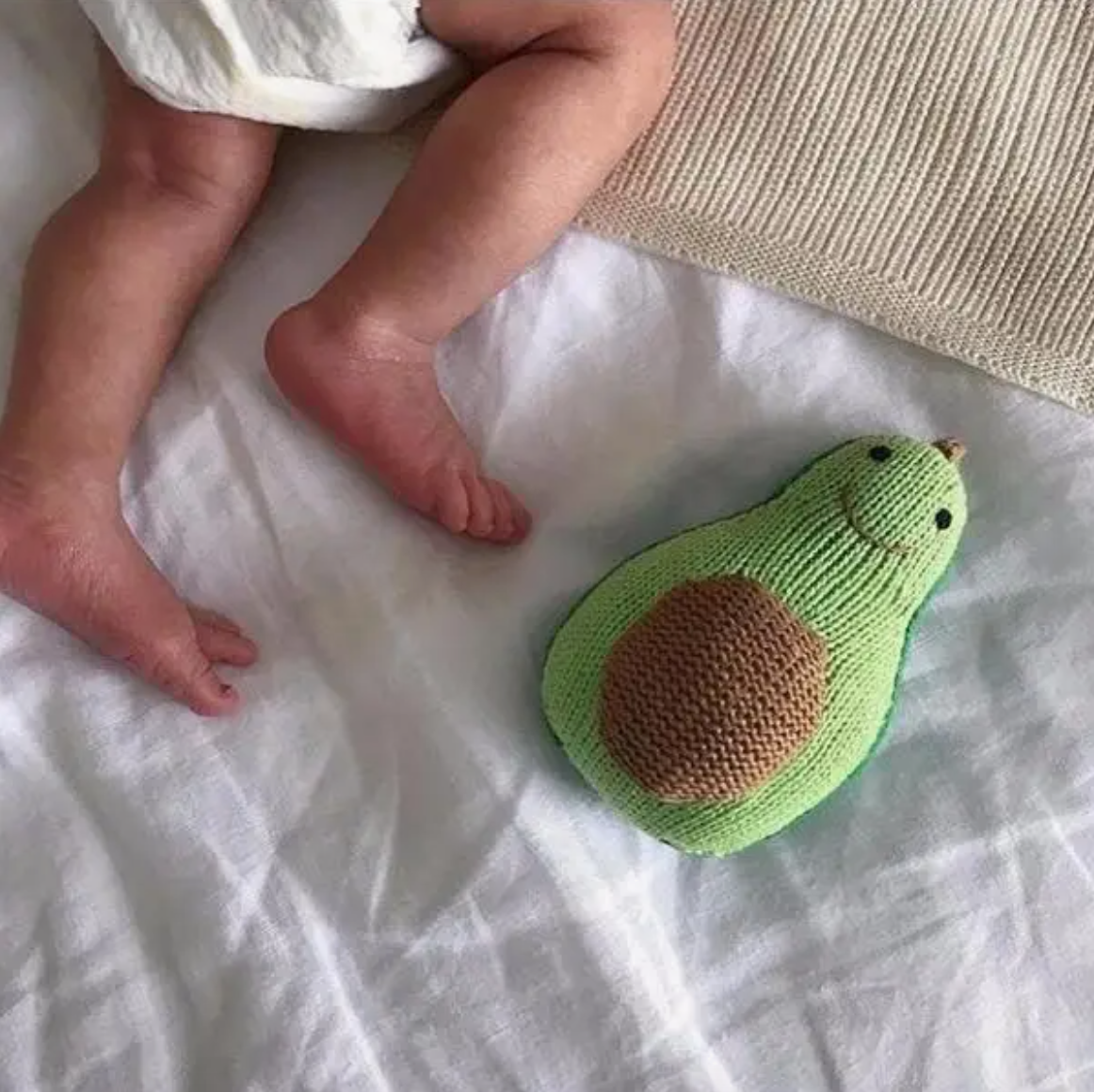 ORGANIC BABY RATTLE - AVOCADO