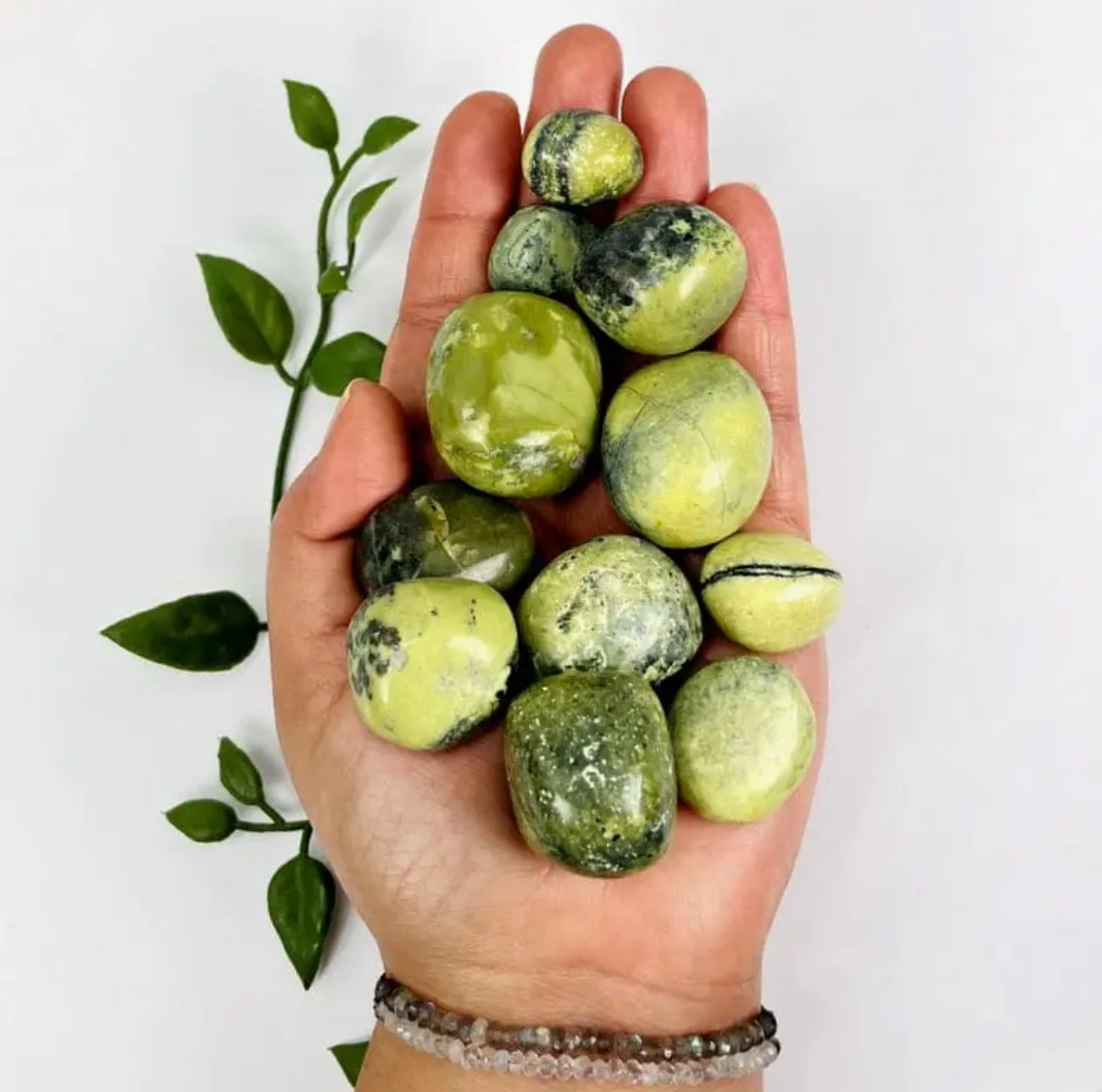 SERPENTINE TUMBLED POCKET STONE